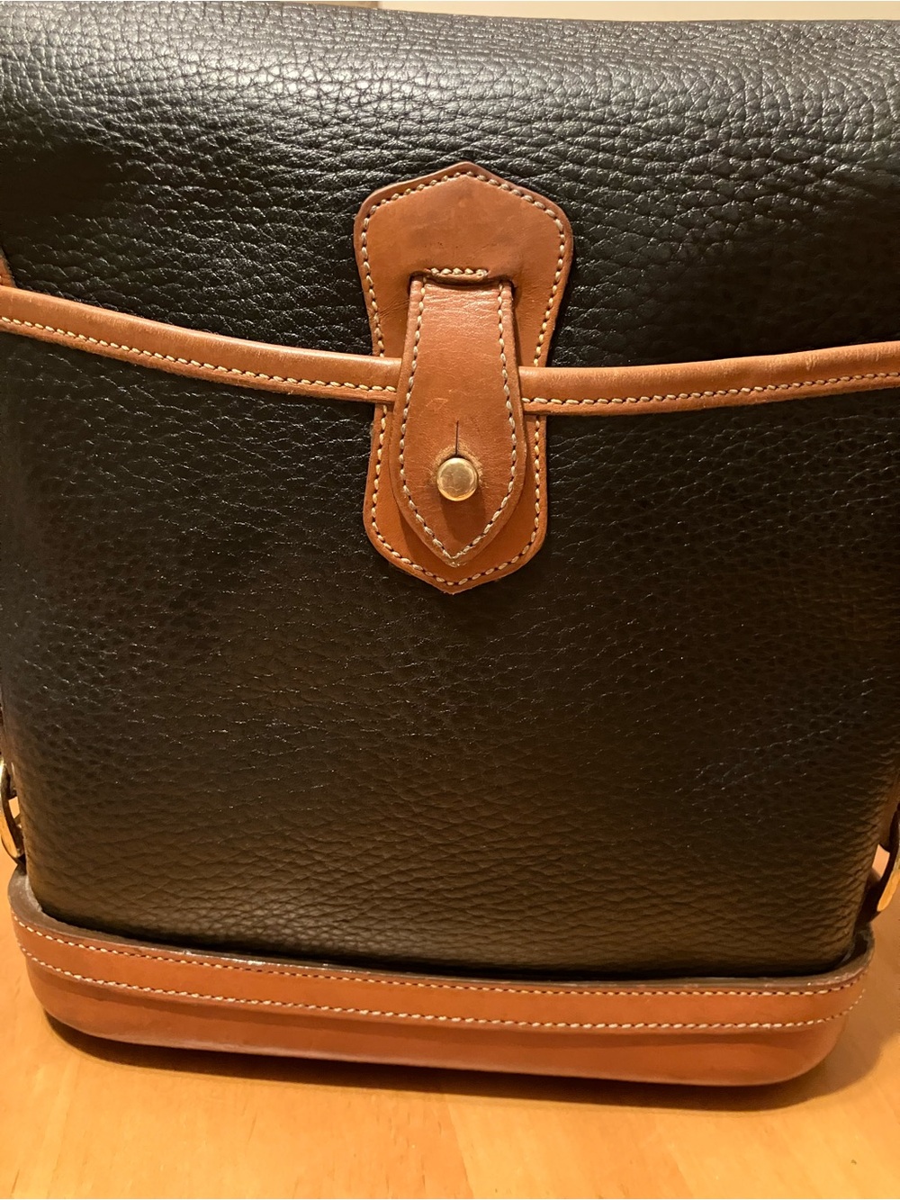 Vintage Dooney and Bourke Large R7 Spectator Crossbody Cavalry Bag - Picture 3 of 16